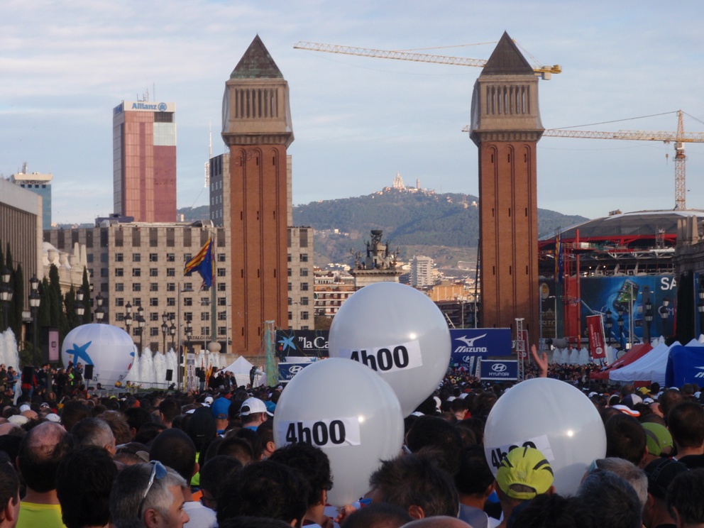 Barcelona marathon 2010 Pictures - Tor Rnnow