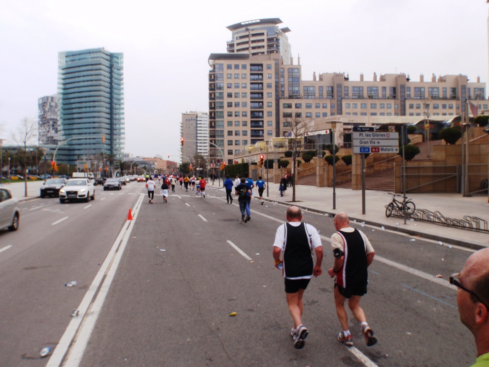 Barcelona marathon 2010 Pictures - Tor Rnnow