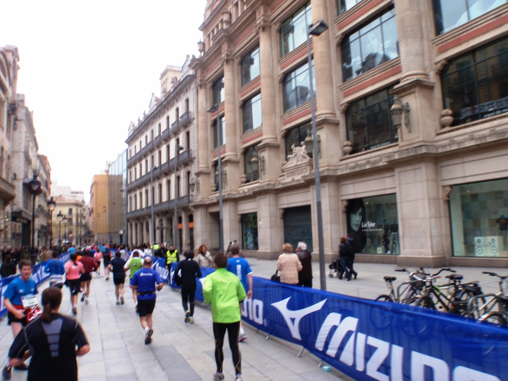 Barcelona marathon 2010 Pictures - Tor Rnnow