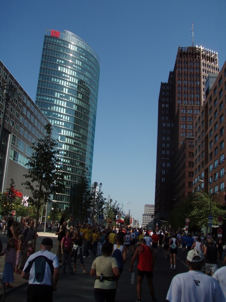 Berlin Marathon Pictures - Tor Rnnow