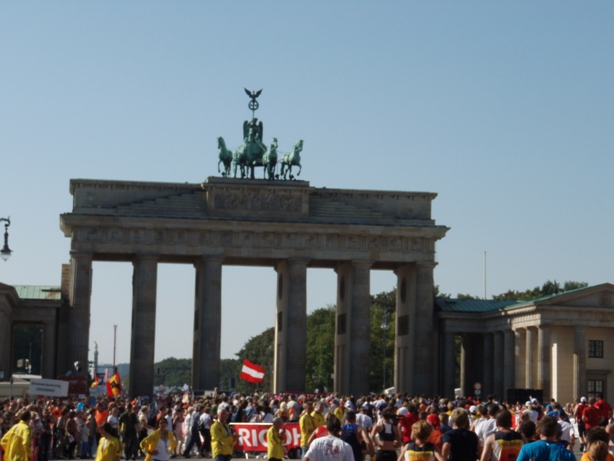 Berlin Marathon Pictures - Tor Rnnow