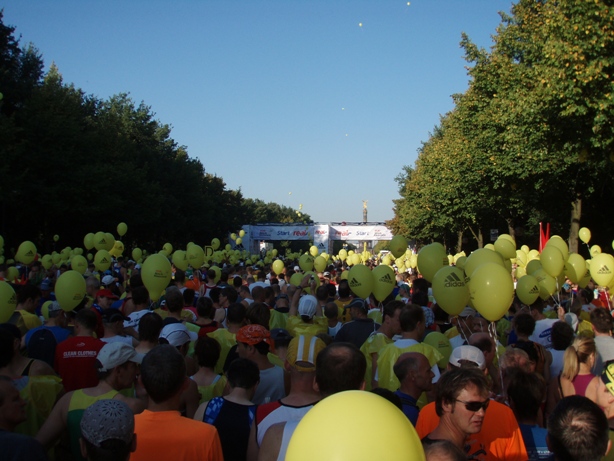 Berlin Marathon Pictures - Tor Rnnow