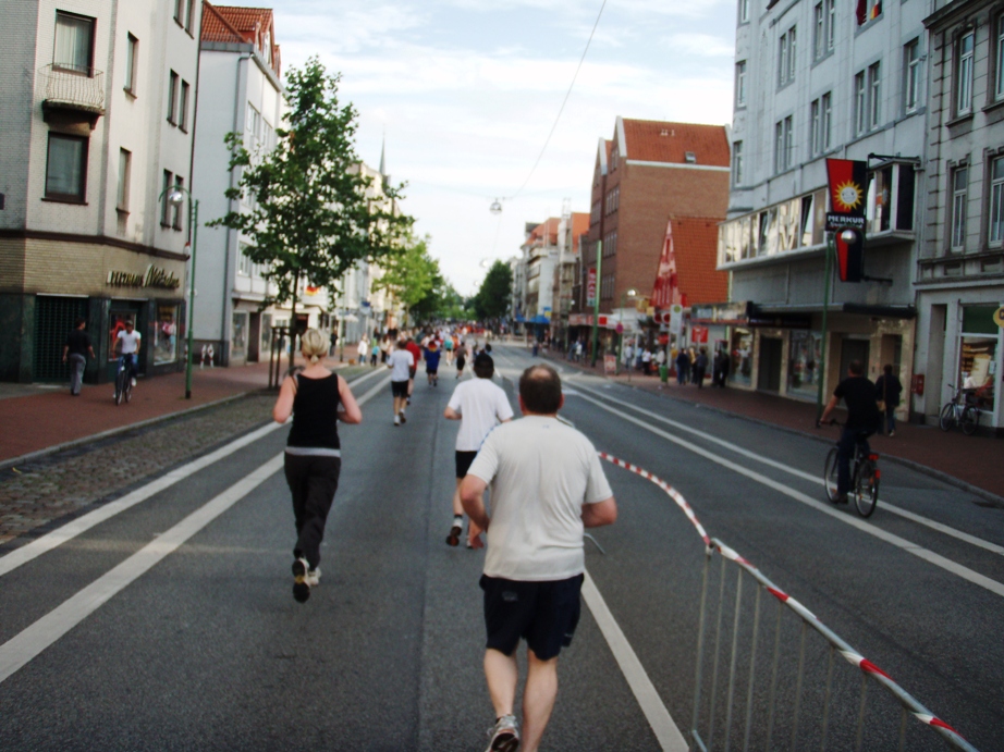 Bremerhaven Marathon Pictures - Tor Rnnow