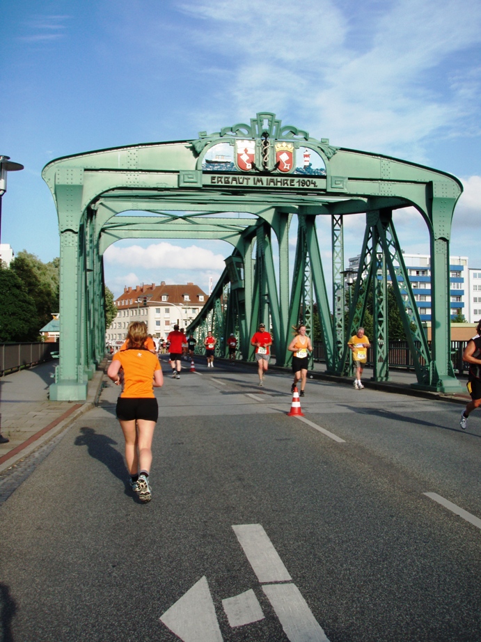 Bremerhaven Marathon Pictures - Tor Rnnow