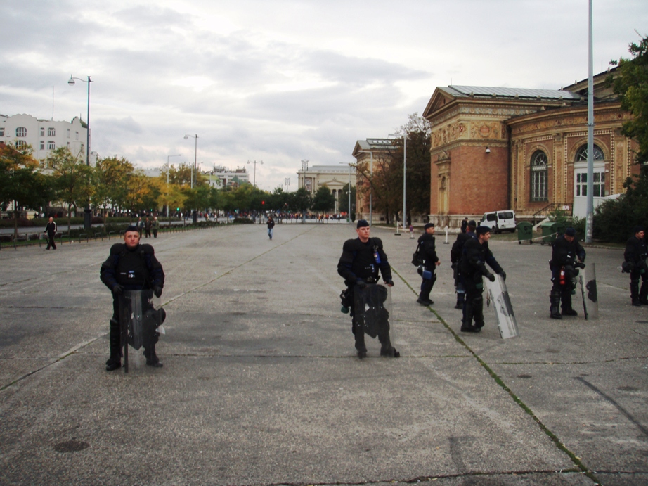 Budapest Marathon Pictures - Tor Rnnow