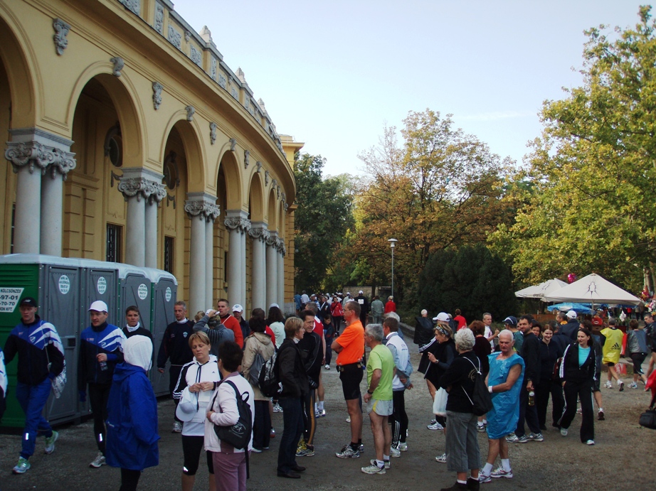 Budapest Marathon Pictures - Tor Rnnow