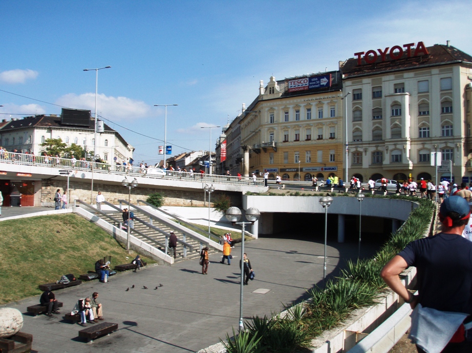 Budapest Marathon Pictures - Tor Rnnow