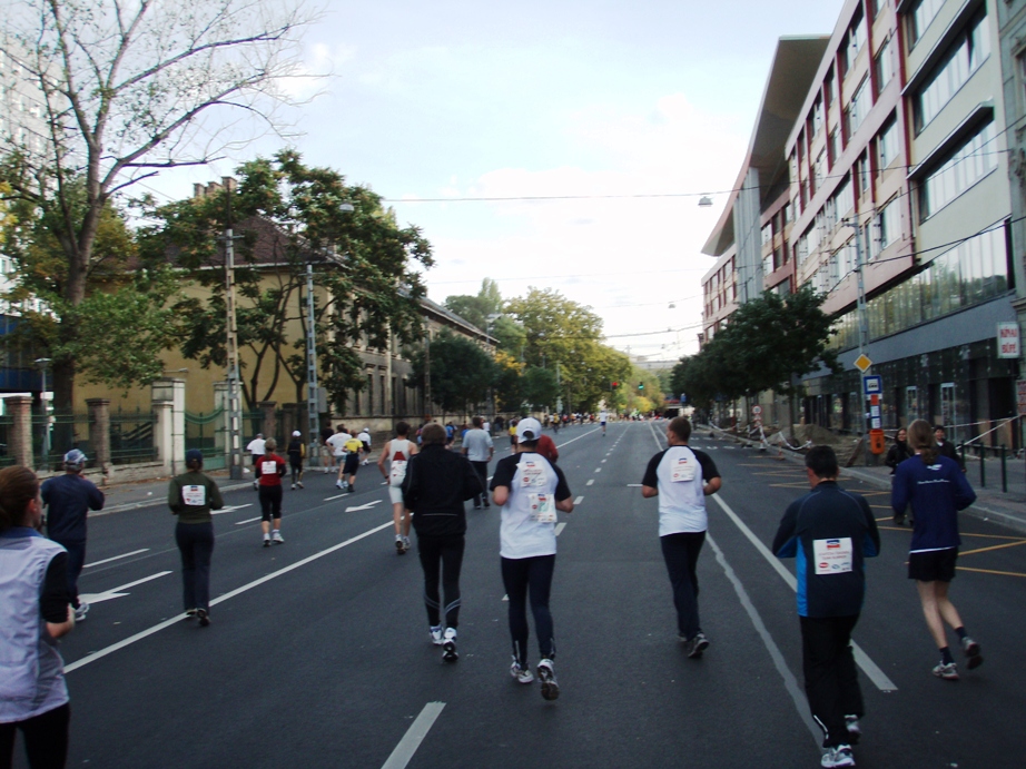 Budapest Marathon Pictures - Tor Rnnow