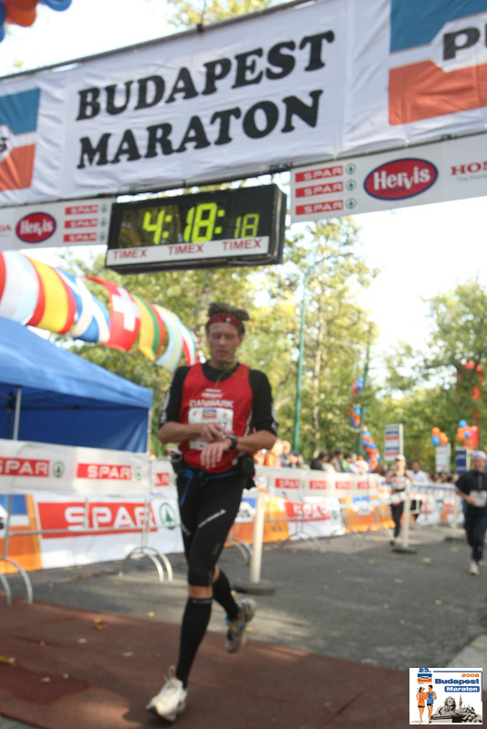 Budapest Marathon Pictures - Tor Rnnow