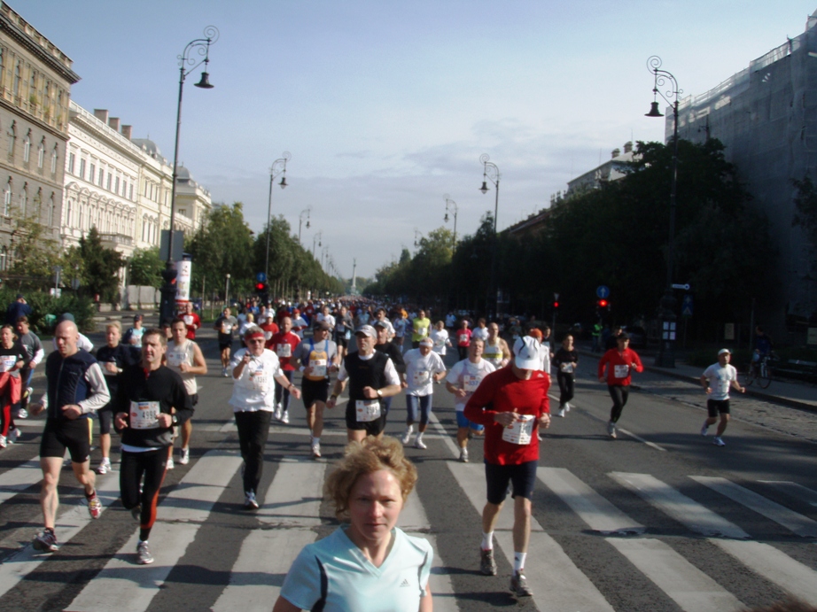 Budapest Marathon Pictures - Tor Rnnow