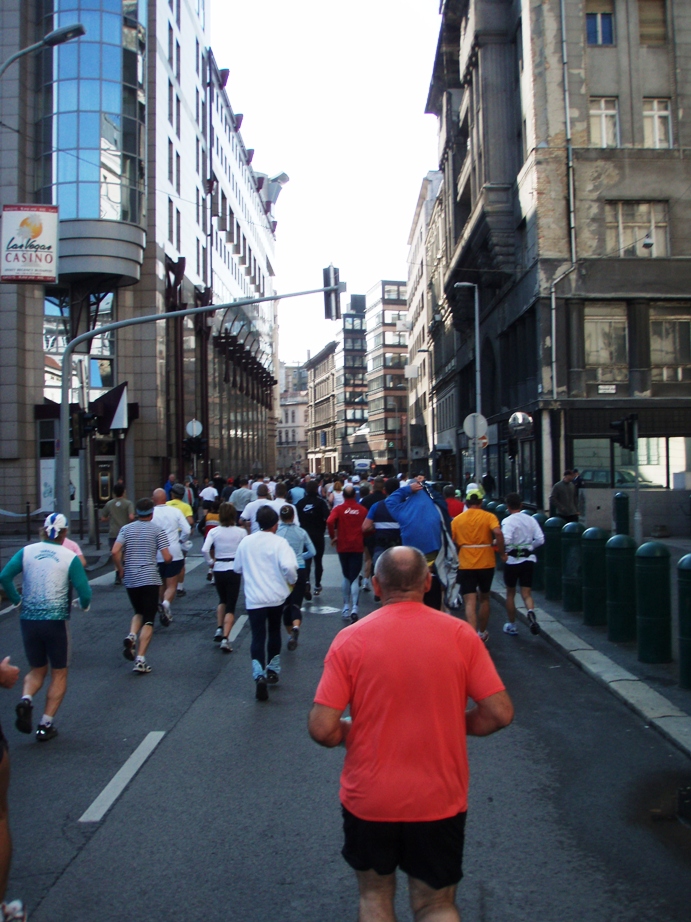 Budapest Marathon Pictures - Tor Rnnow