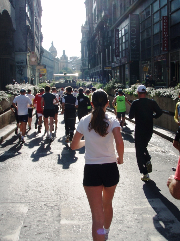 Budapest Marathon Pictures - Tor Rnnow