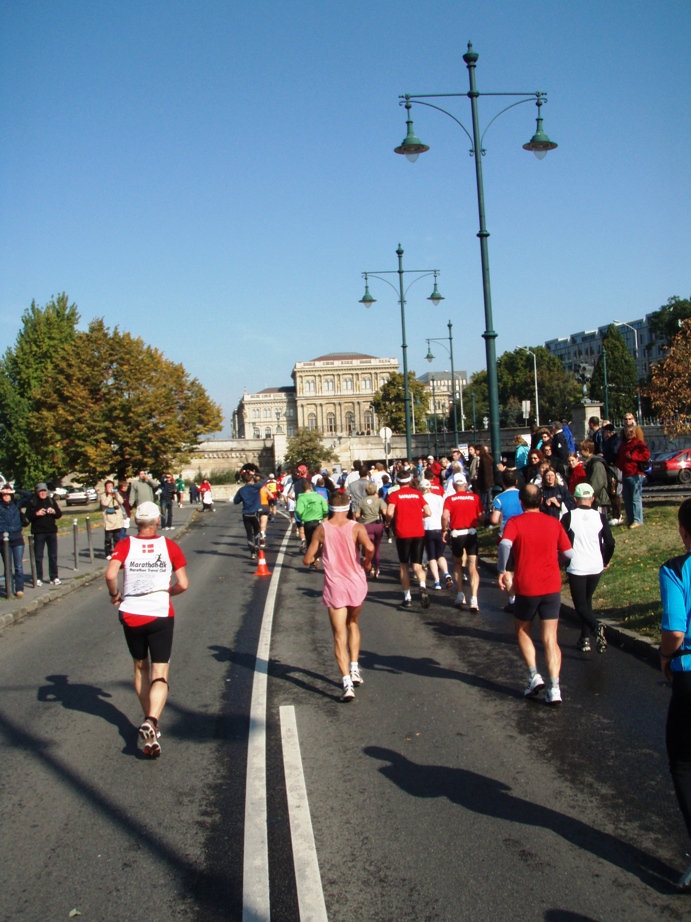 Budapest Marathon Pictures - Tor Rnnow