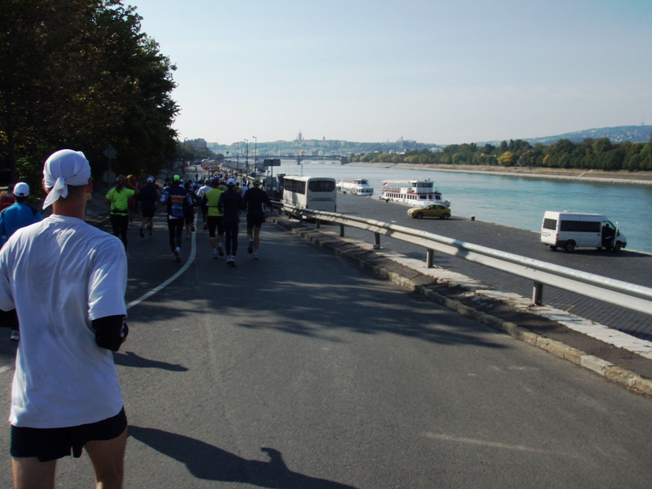 Budapest Marathon Pictures - Tor Rnnow