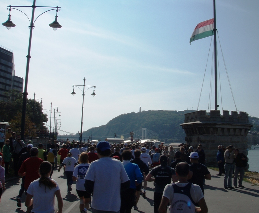 Budapest Marathon Pictures - Tor Rnnow