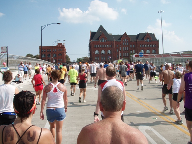 Chicago Marathon Pictures - Tor Rnnow