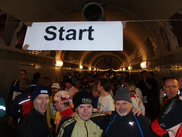 Elbtunnel Marathon Pictures - Tor Rnnow