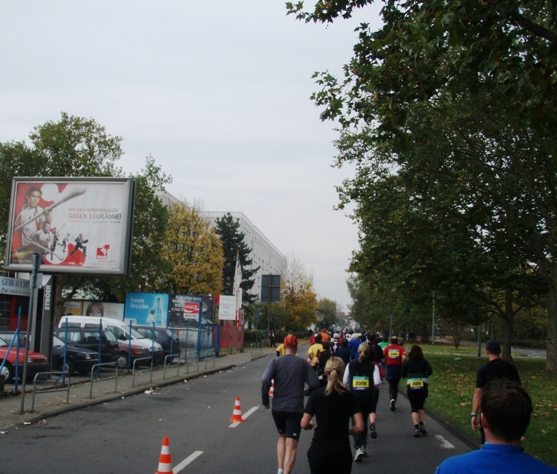 Frankfurt Marathon Pictures - Tor Rnnow