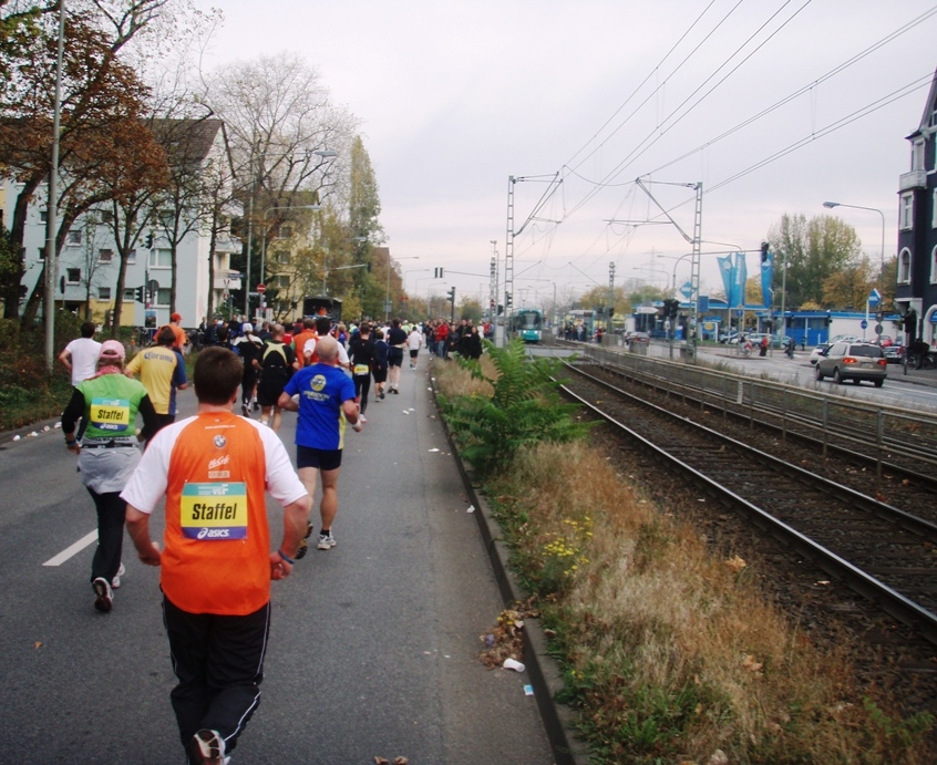 Frankfurt Marathon Pictures - Tor Rnnow