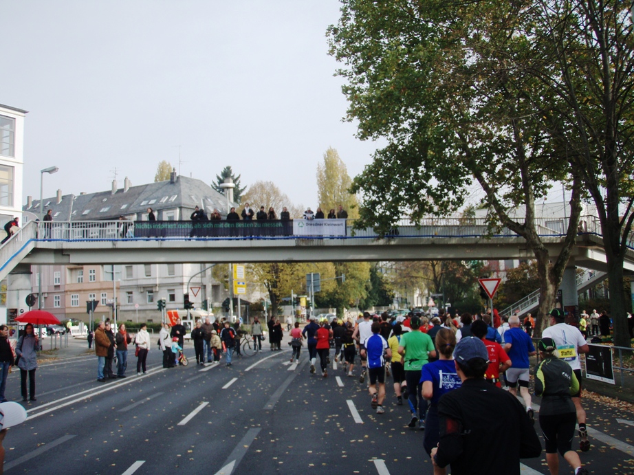 Frankfurt Marathon Pictures - Tor Rnnow