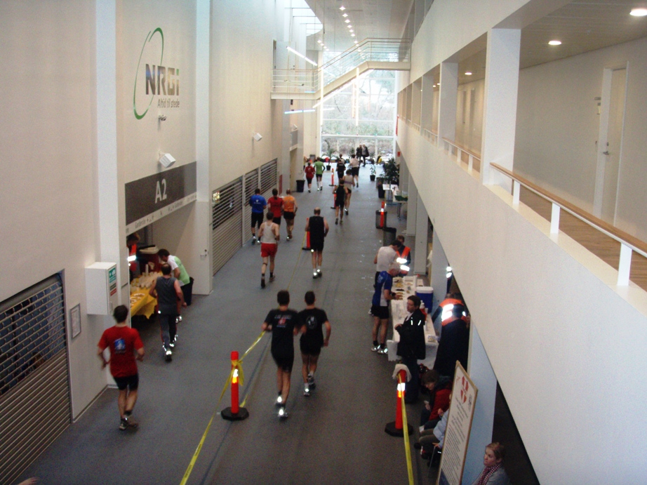 Aarhus Indoor Run Marathon Pictures - Tor Rnnow