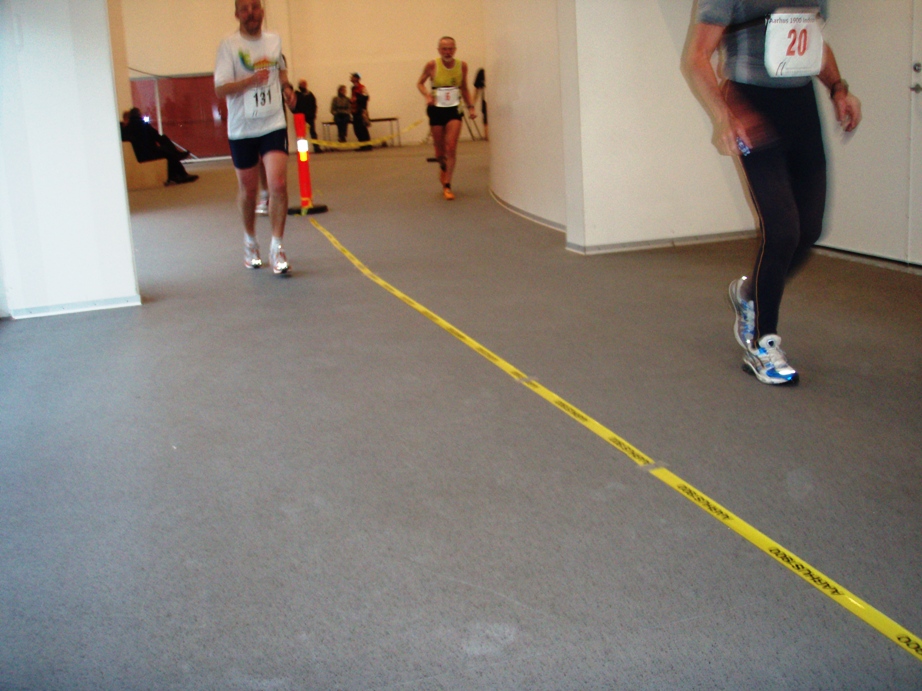 Aarhus Indoor Run Marathon Pictures - Tor Rnnow