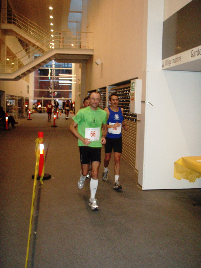 Aarhus Indoor Run Marathon Pictures - Tor Rnnow