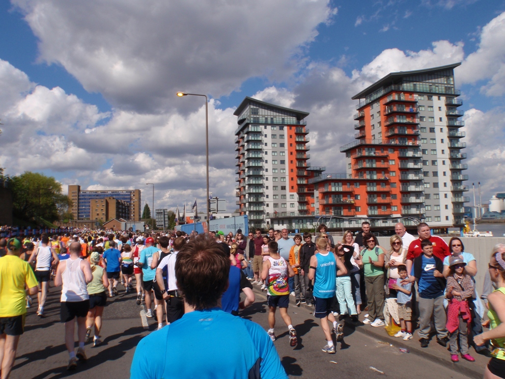 London Marathon Pictures - Tor Rnnow