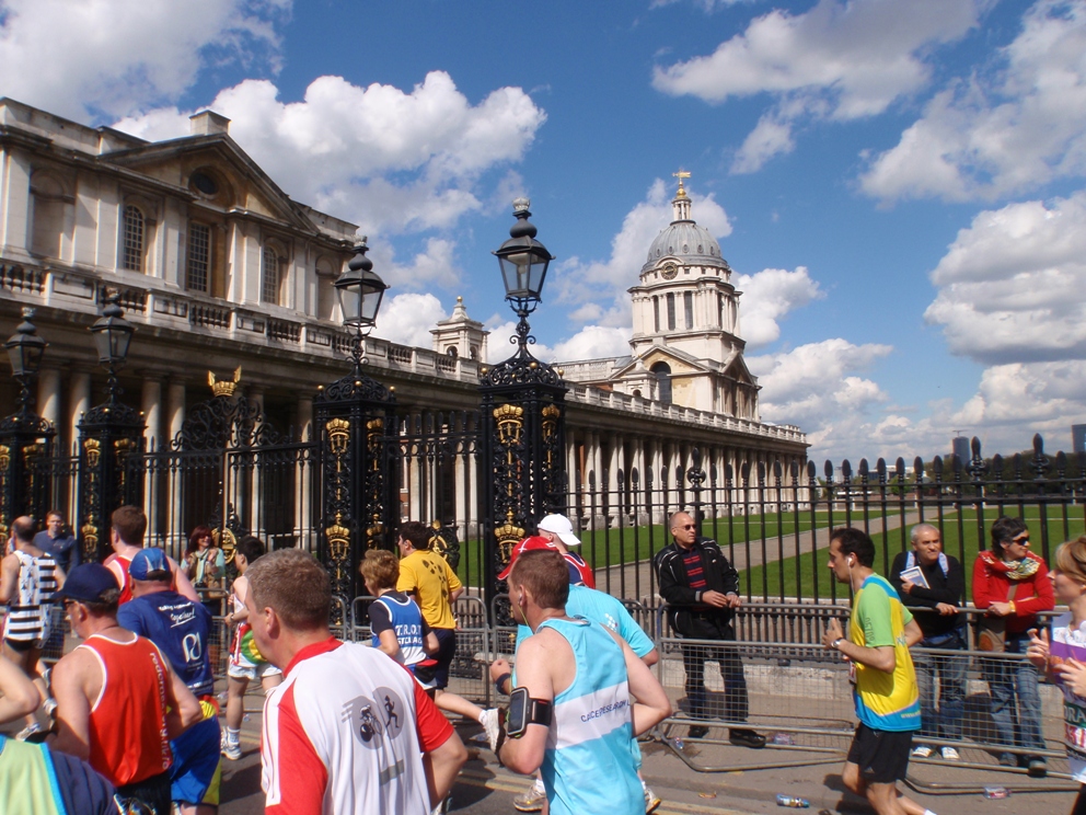 London Marathon Pictures - Tor Rnnow