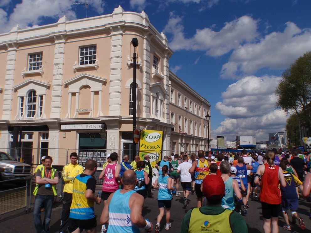 London Marathon Pictures - Tor Rnnow