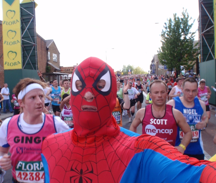 London Marathon Pictures - Tor Rnnow