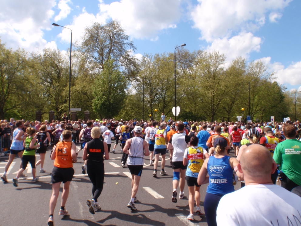 London Marathon Pictures - Tor Rnnow