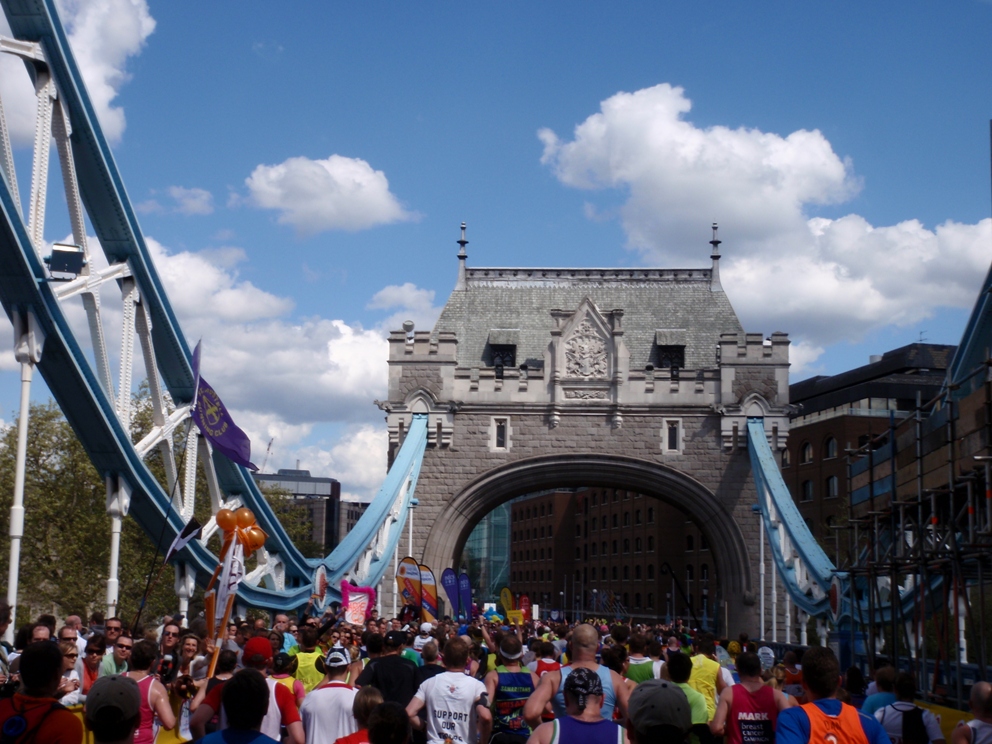 London Marathon Pictures - Tor Rnnow