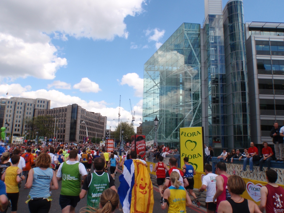 London Marathon Pictures - Tor Rnnow