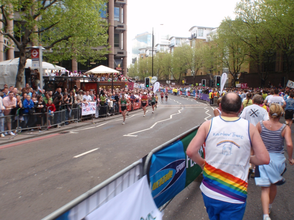 London Marathon Pictures - Tor Rnnow