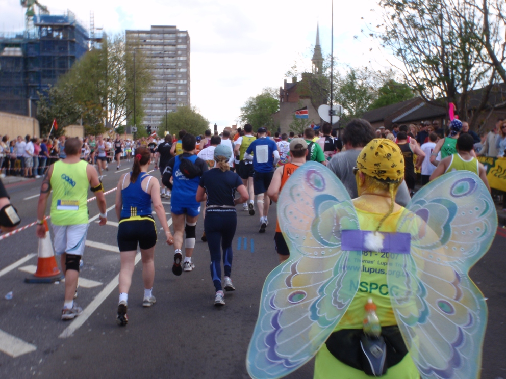 London Marathon Pictures - Tor Rnnow