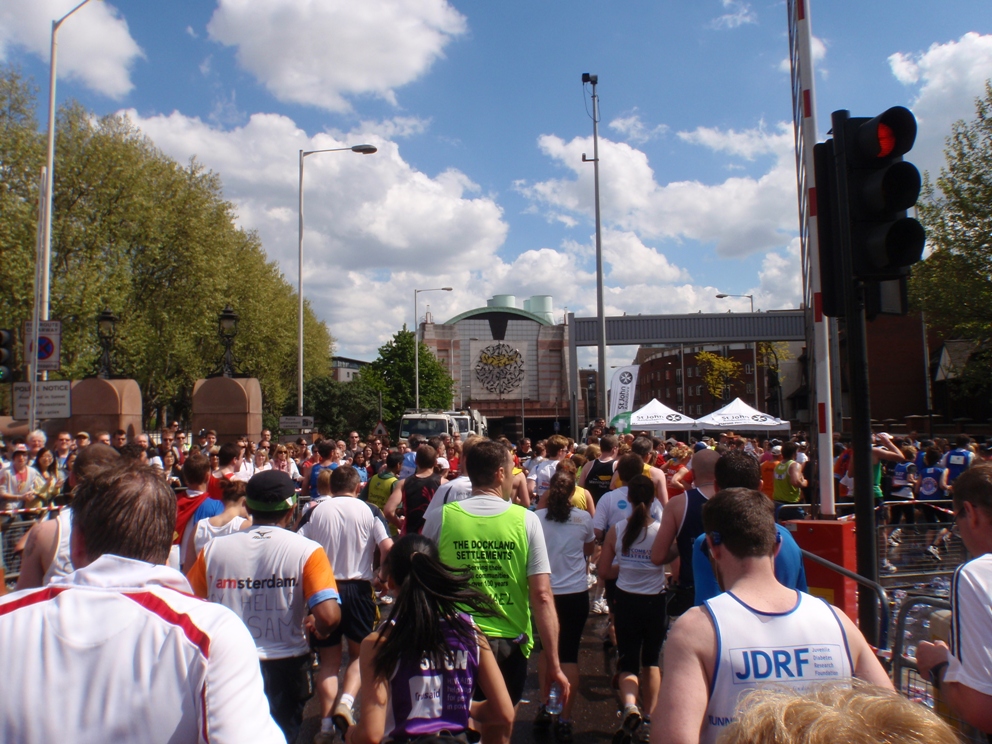 London Marathon Pictures - Tor Rnnow