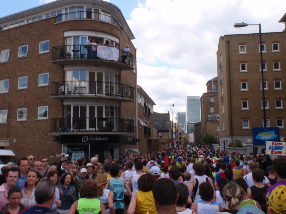 London Marathon Pictures - Tor Rnnow