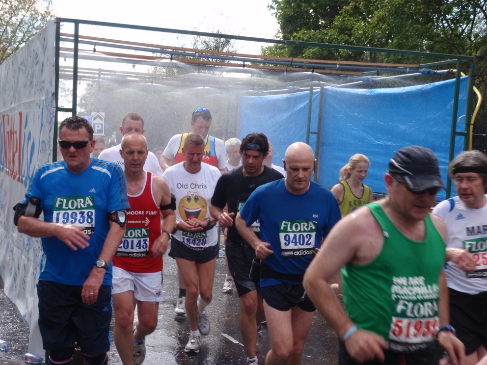 London Marathon Pictures - Tor Rnnow