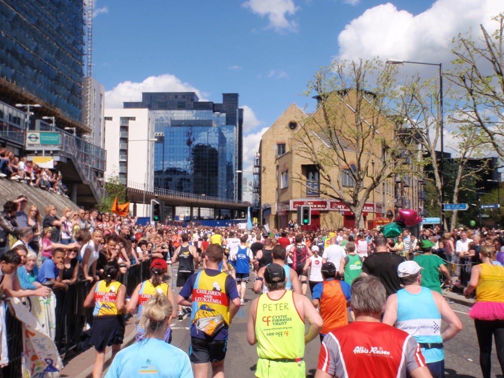 London Marathon Pictures - Tor Rnnow