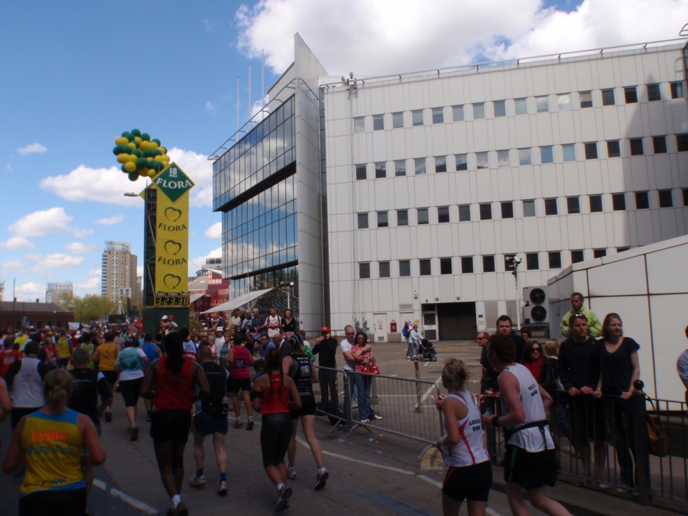 London Marathon Pictures - Tor Rnnow