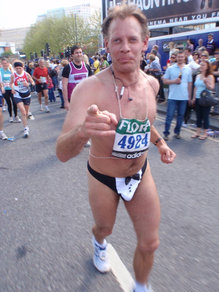 London Marathon Pictures - Tor Rnnow