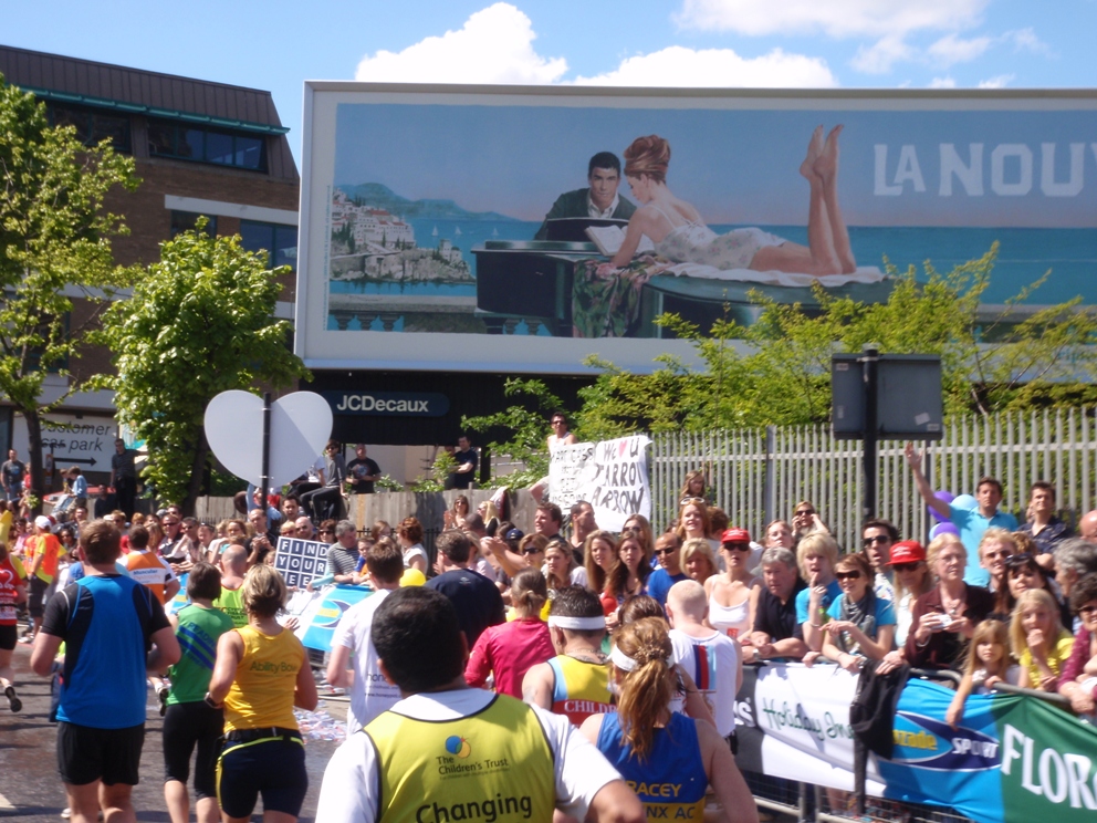 London Marathon Pictures - Tor Rnnow