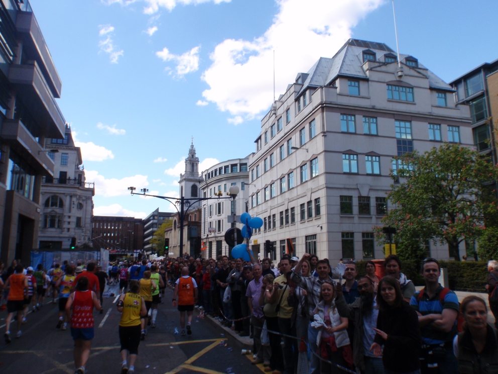 London Marathon Pictures - Tor Rnnow