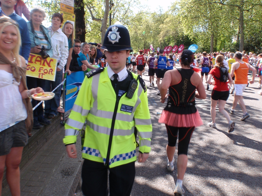 London Marathon Pictures - Tor Rnnow