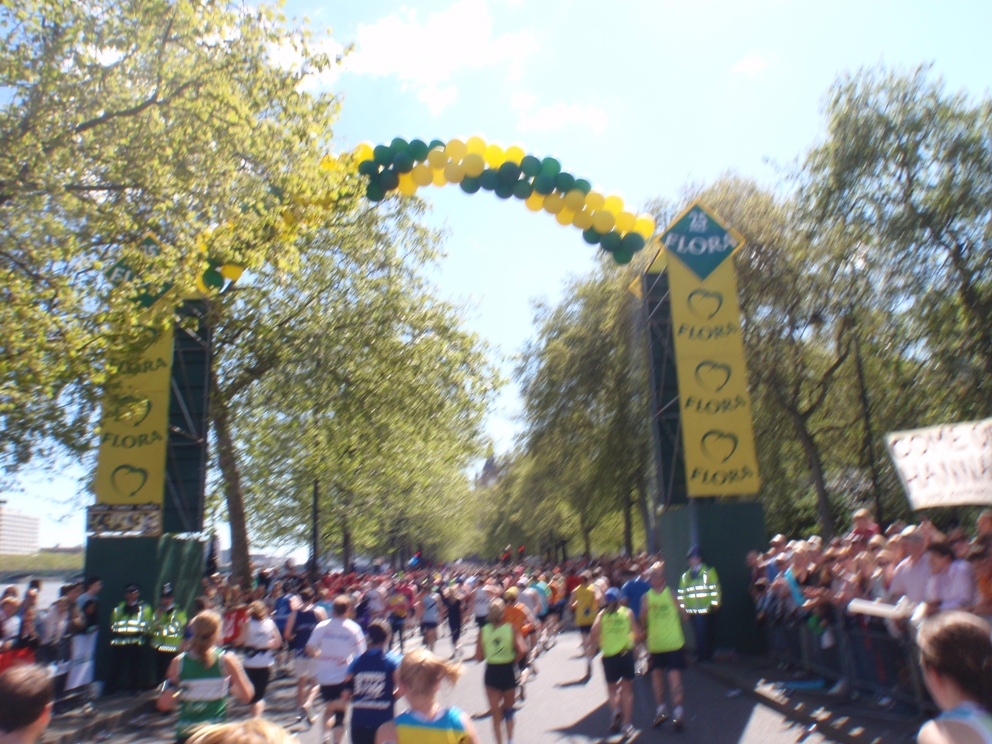 London Marathon Pictures - Tor Rnnow