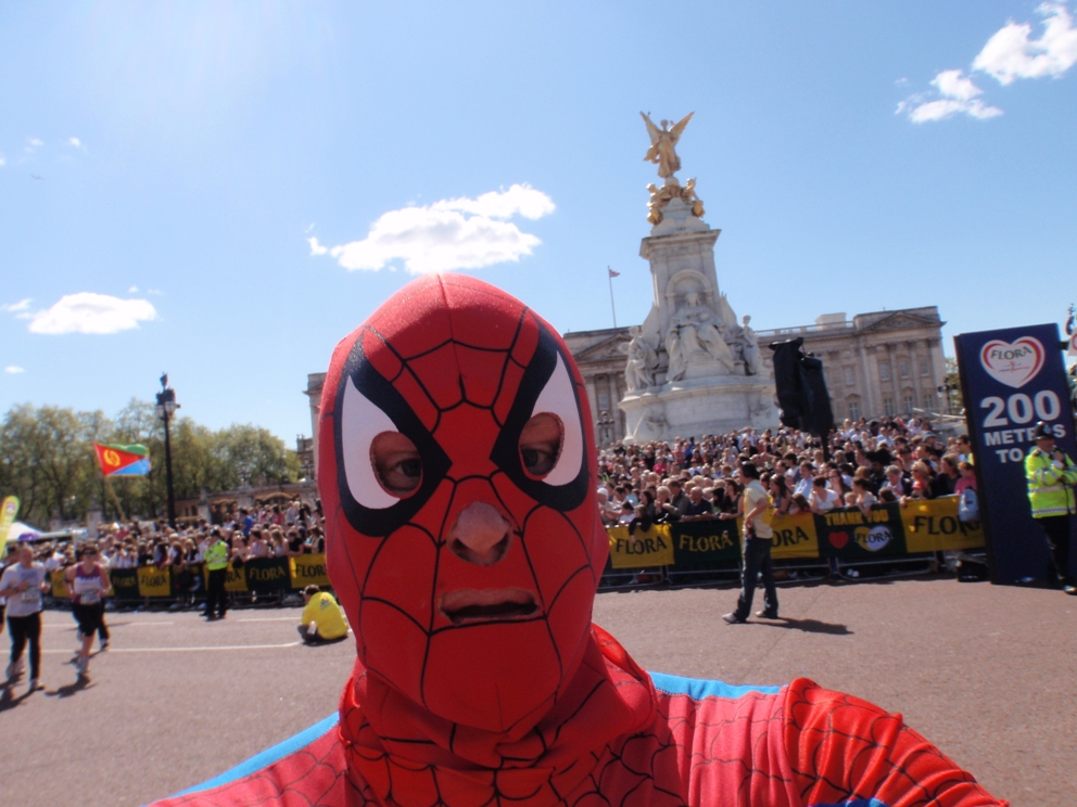 London Marathon Pictures - Tor Rnnow