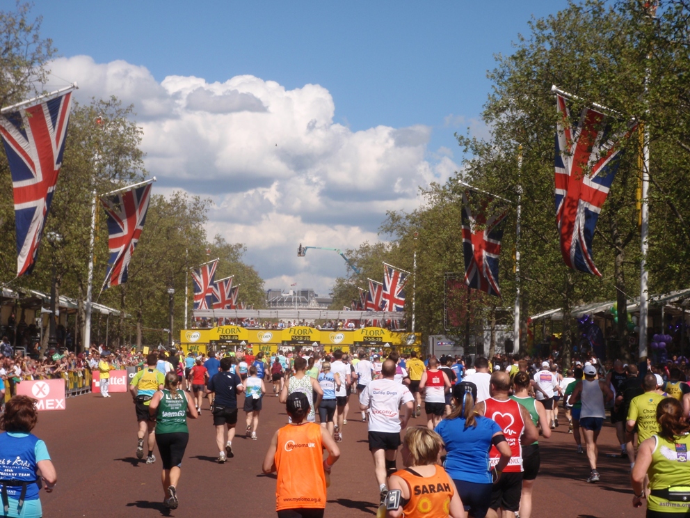 London Marathon Pictures - Tor Rnnow