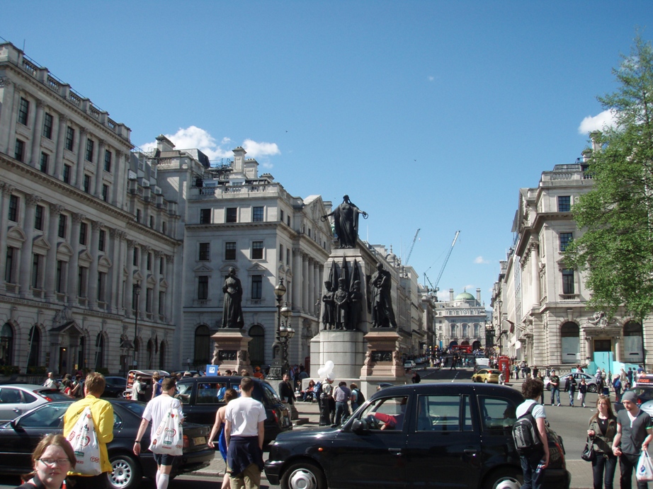 London Marathon Pictures - Tor Rnnow