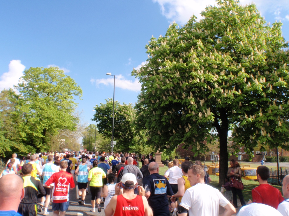 London Marathon Pictures - Tor Rnnow